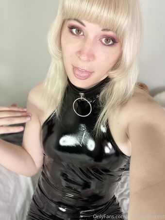 carrion_princess
