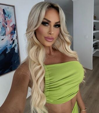 Casey-Jo Dixon