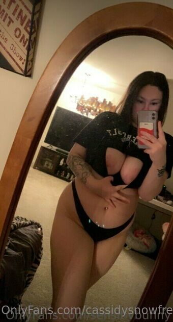 cassidysnowfree Nude Leaks OnlyFans Photo 14