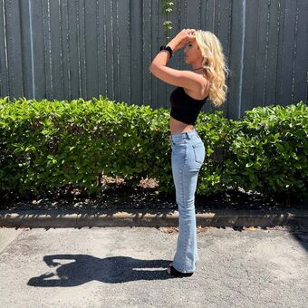 Cassie Lee Nude Leaks OnlyFans Photo 4