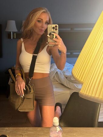 celeste86 Nude Leaks OnlyFans Photo 23