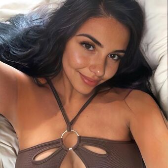 chahinez Nude Leaks OnlyFans Photo 6