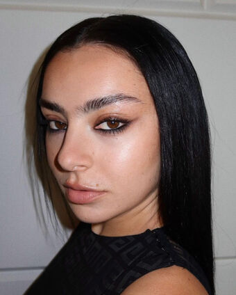 Charli-xcx