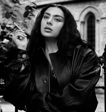 Charli-xcx