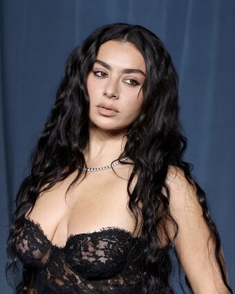 Charli-xcx