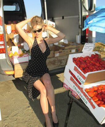 Charlotte McKinney Nude Leaks OnlyFans Photo 407