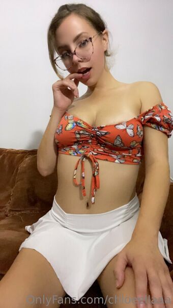 chloeellaaa Nude Leaks OnlyFans Photo 35