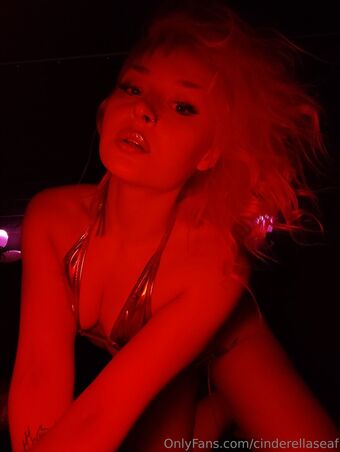 cinderellaseaf Nude Leaks OnlyFans Photo 10