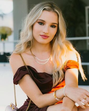 Cosette Rinab