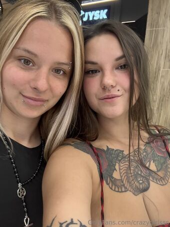 crazygirlsss Nude Leaks OnlyFans Photo 4