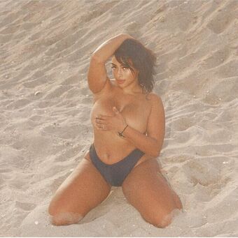 Cristina Celi Nude Leaks OnlyFans Photo 9