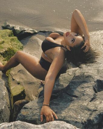 Cristina Celi Nude Leaks OnlyFans Photo 12