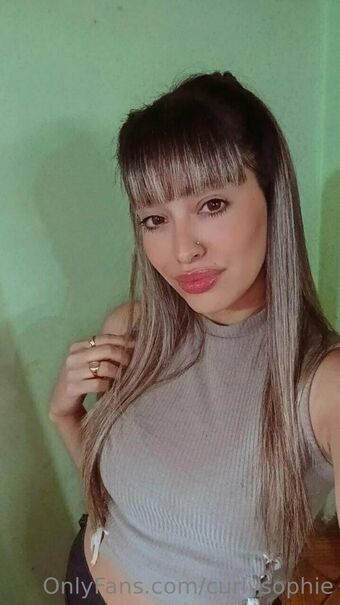 curlysophie