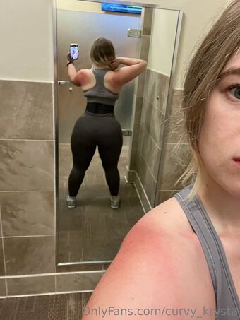 Curvy_Krysta