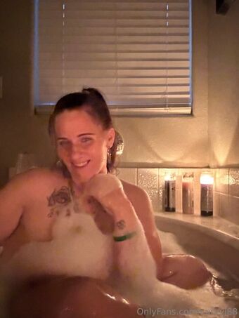 curvyj88 Nude Leaks OnlyFans Photo 12