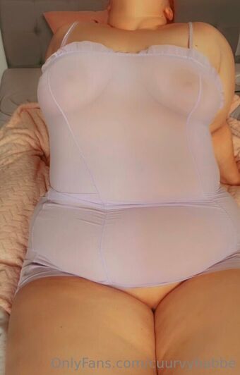 cuurvybabbe