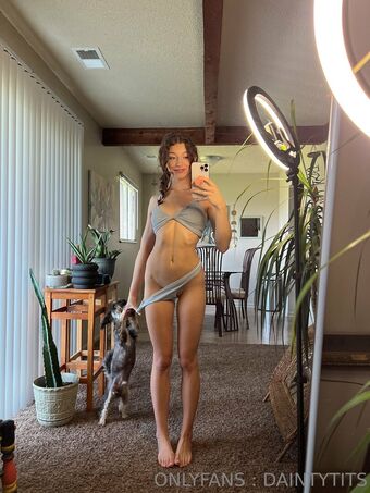 daintytits