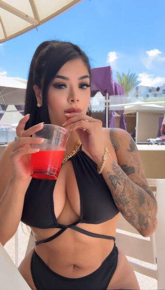 Daniela Chaverry Nude Leaks OnlyFans Photo 24