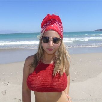 danielaoficial18