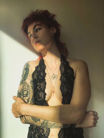 Danikaxix