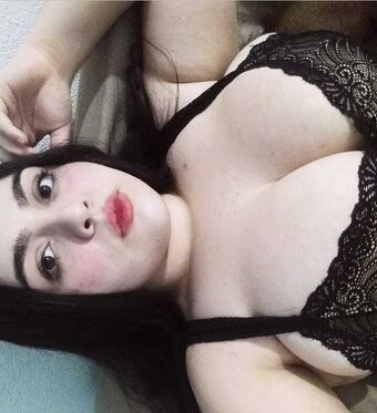 Danis Danielle Azevedo