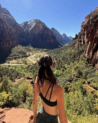 Darby Helm Nude Leaks OnlyFans Photo 17