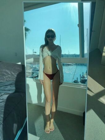 Dasha Komarova Nude Leaks OnlyFans Photo 22