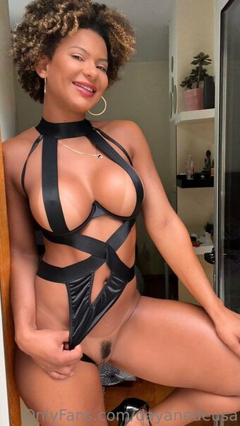 Dayane Machado