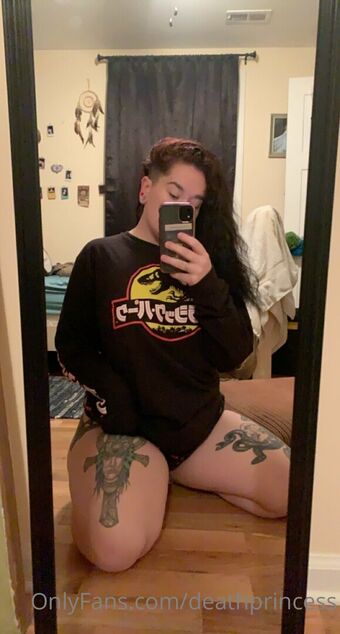 deathprincess Nude Leaks OnlyFans Photo 17