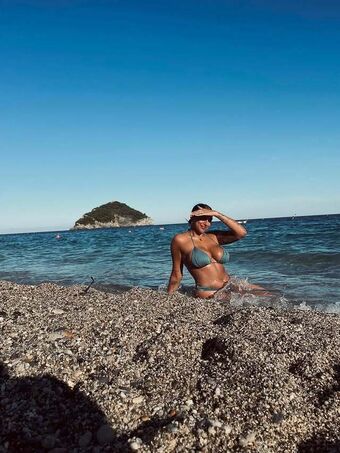 Debora Bloise Nude Leaks OnlyFans Photo 3
