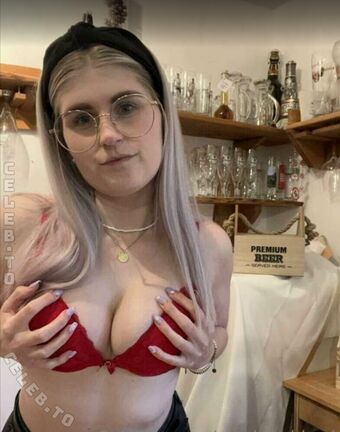 Deineemilia Nude Leaks OnlyFans Photo 125