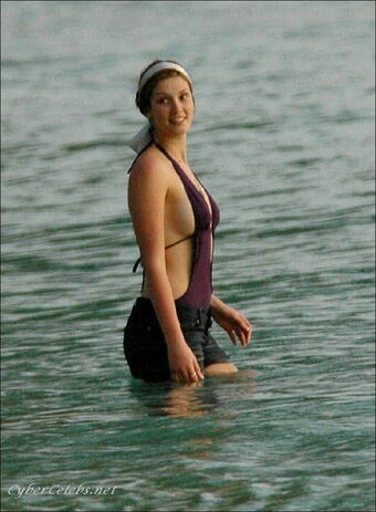 Delta Goodrem Nude Leaks OnlyFans Photo 16