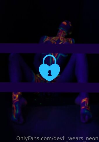 devil_wears_neon