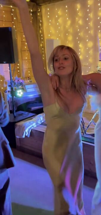 Diana Vickers Nude Leaks OnlyFans Photo 66