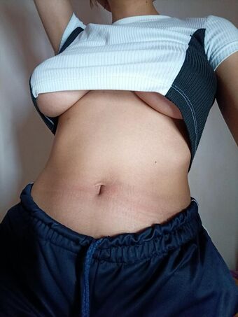 Diniup Nude Leaks OnlyFans Photo 5