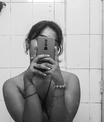 Disha Nude Leaks OnlyFans Photo 1
