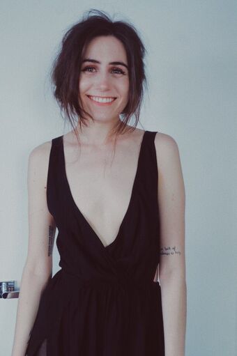Dodie Clark