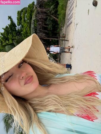 Dove-cameron Nude Leaks OnlyFans Photo 947