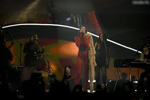 Dua-lipa