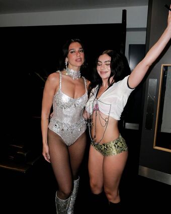 Dua-lipa