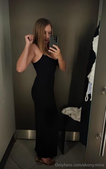 ebony.minx