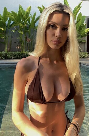 Ebru Sorrenti Nude Leaks OnlyFans Photo 14