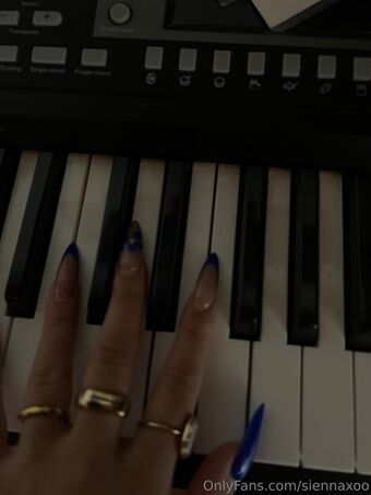 eclair.clair Nude Leaks OnlyFans Photo 18