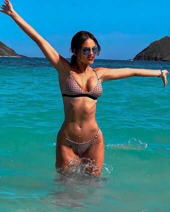 Eiza Gonzalez