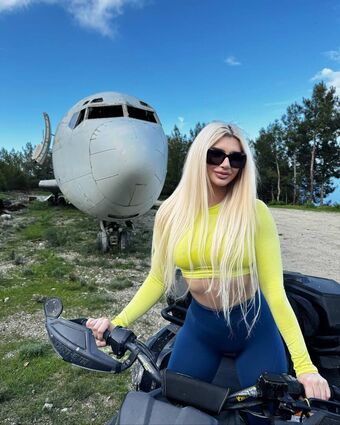 Elis Sakallı Nude Leaks OnlyFans Photo 20