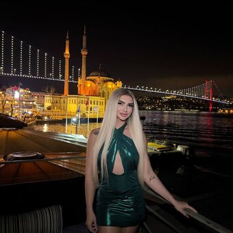 Elis Sakallı Nude Leaks OnlyFans Photo 22