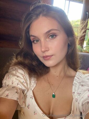 elish_blossom Nude Leaks OnlyFans Photo 135