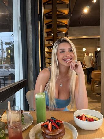 Ella Netzer Nude Leaks OnlyFans Photo 179