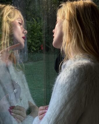 Elle-fanning Nude Leaks OnlyFans Photo 1366