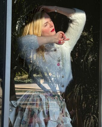 Elle-fanning Nude Leaks OnlyFans Photo 1368